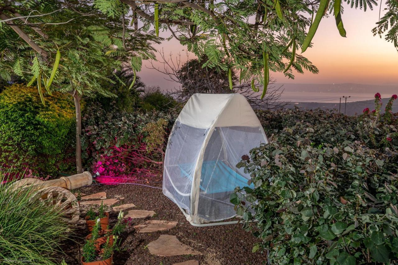 Villa Ahavtia - לזוגות ומשפחות à Had Nes Extérieur photo