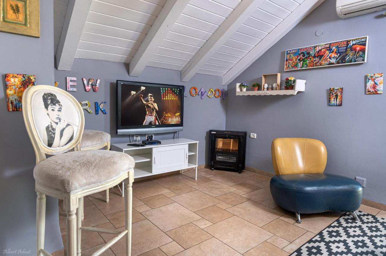 Villa Ahavtia - לזוגות ומשפחות à Had Nes Extérieur photo