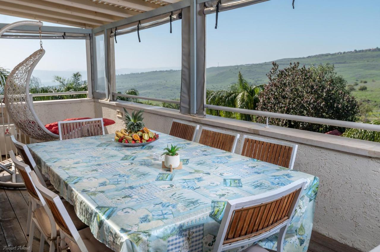 Villa Ahavtia - לזוגות ומשפחות à Had Nes Extérieur photo