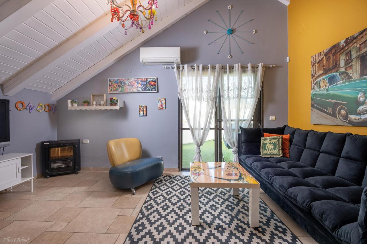 Villa Ahavtia - לזוגות ומשפחות à Had Nes Extérieur photo