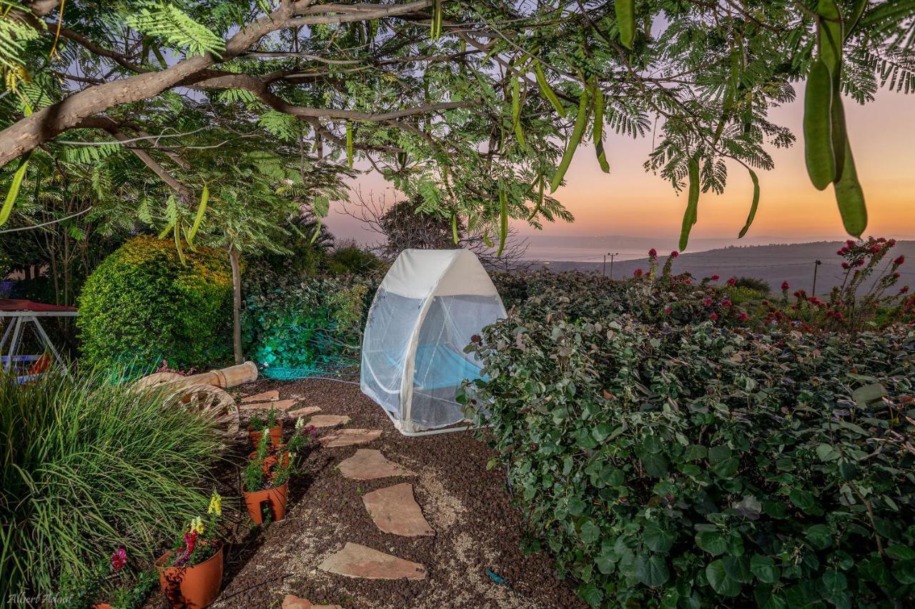 Villa Ahavtia - לזוגות ומשפחות à Had Nes Extérieur photo